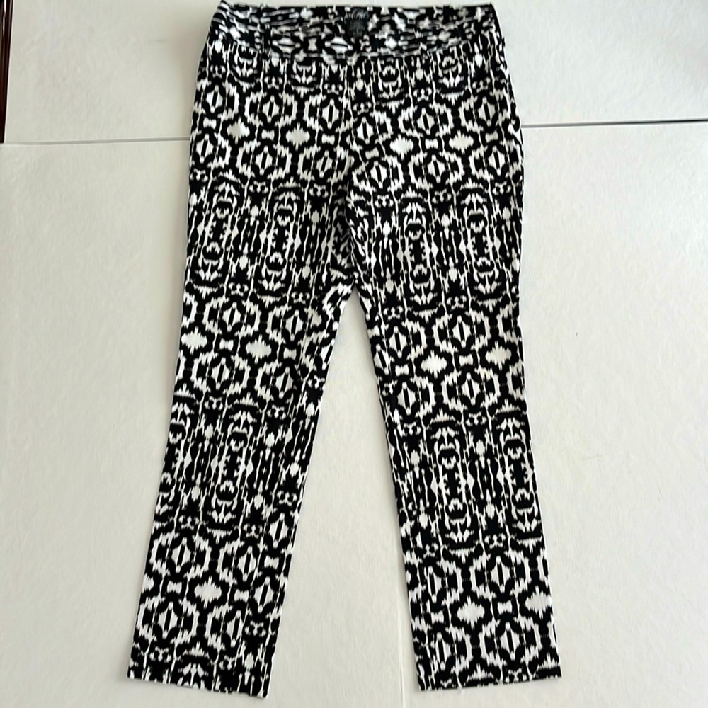 Lord & Taylor Black/White Slacks, Size 8
